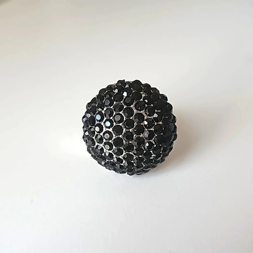 🦋 Dome ring Art Deco cocktail bubble black crystals stretch ring